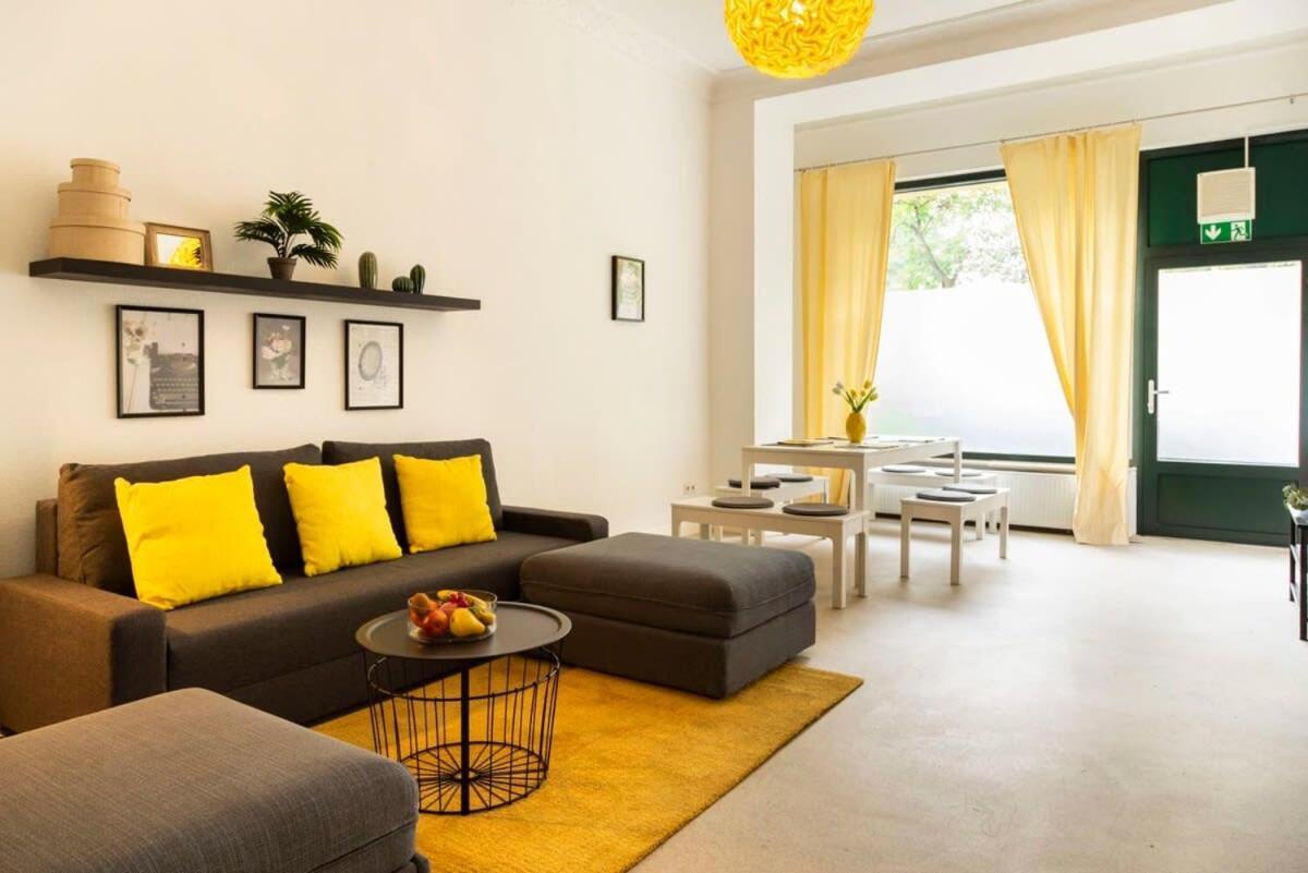 Modern 2 Bedroom Apartment In Berlin Schoeneberg Eksteriør billede