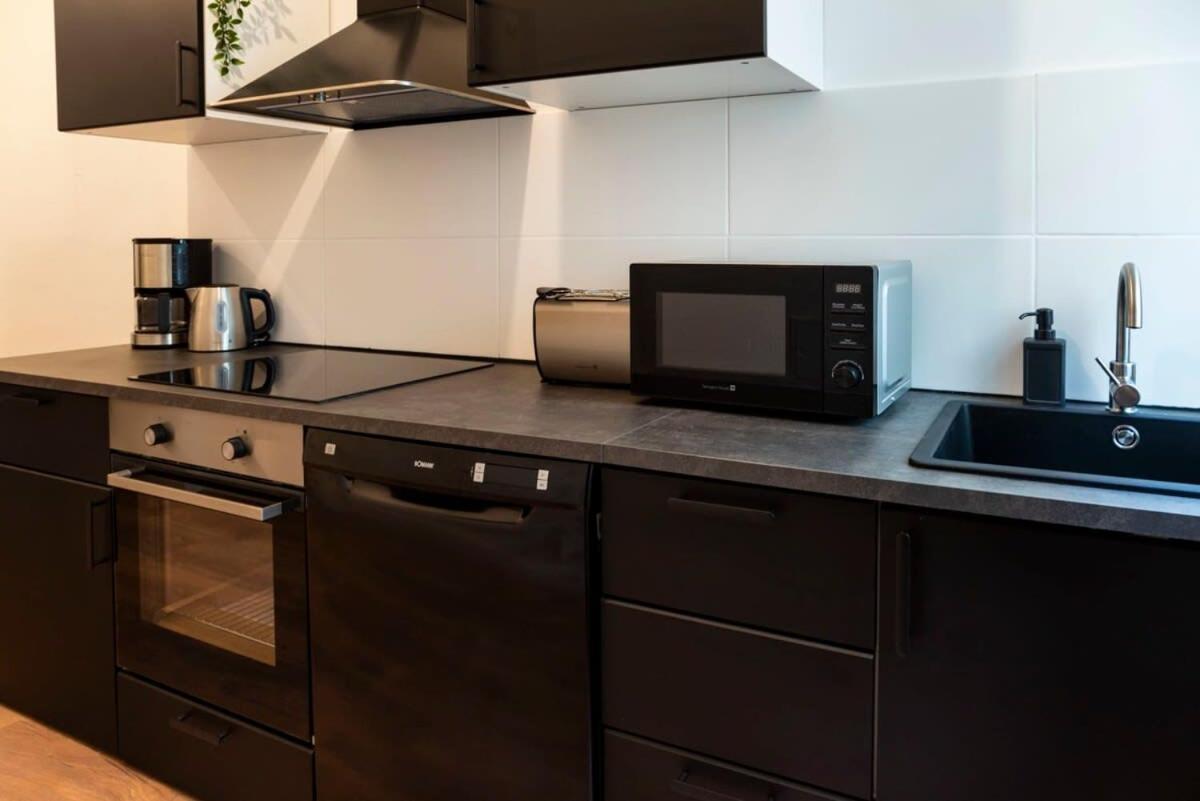 Modern 2 Bedroom Apartment In Berlin Schoeneberg Eksteriør billede